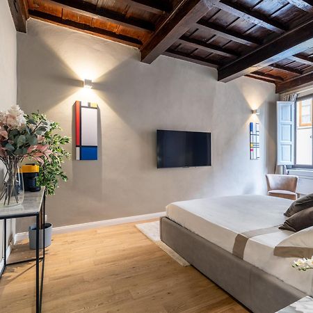 Santa Croce Luxury Suite - Dolcevita Holiday فلورنس المظهر الخارجي الصورة