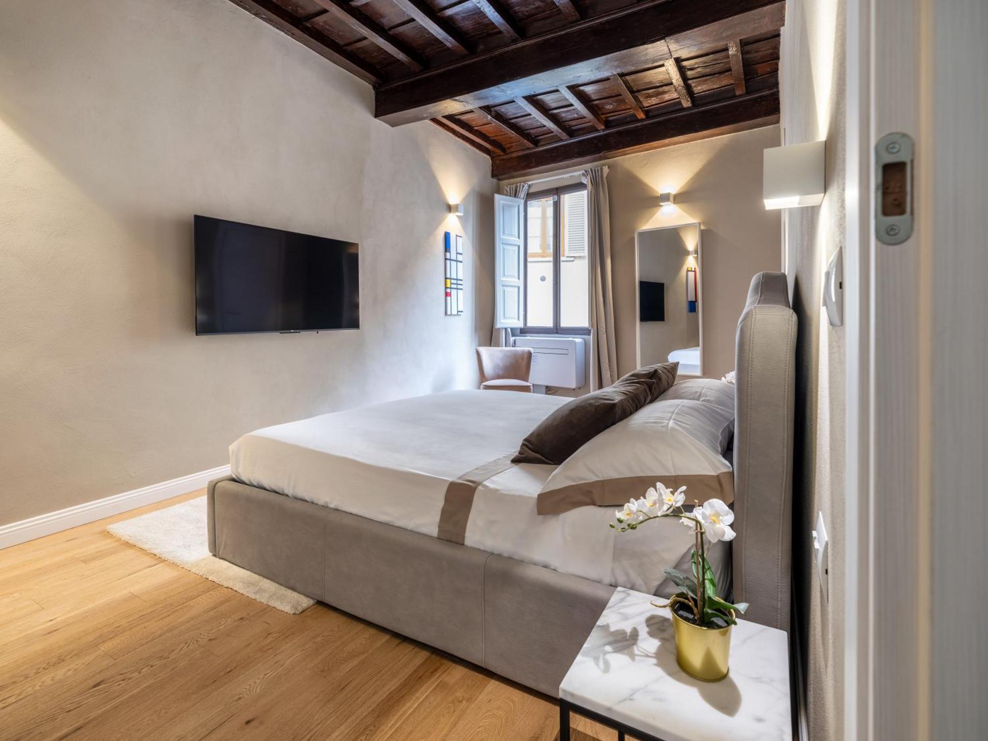 Santa Croce Luxury Suite - Dolcevita Holiday فلورنس المظهر الخارجي الصورة