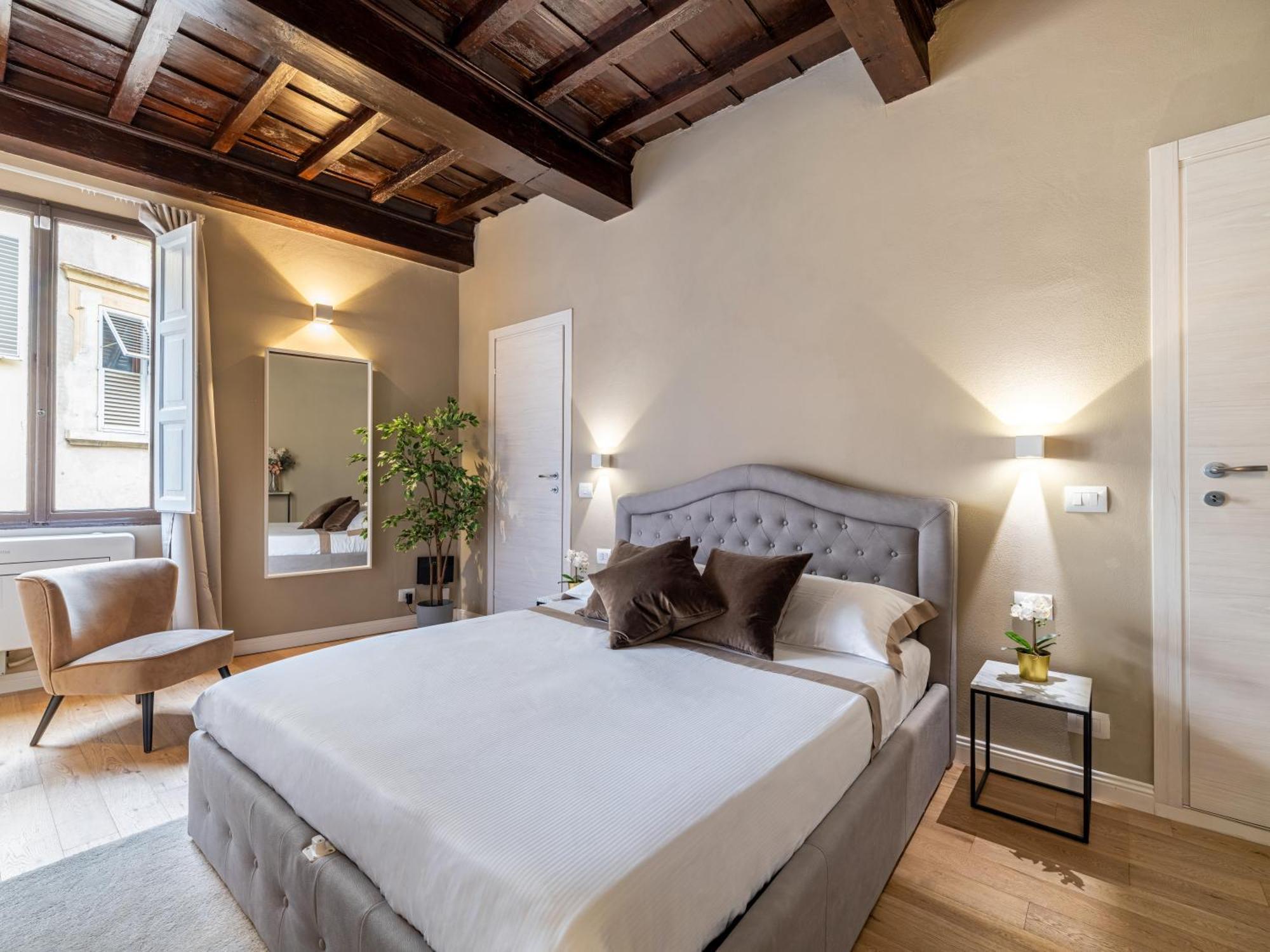 Santa Croce Luxury Suite - Dolcevita Holiday فلورنس المظهر الخارجي الصورة